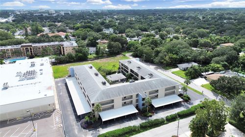 apt-213-215 Valencia Blvd, LARGO, FL, 33770-2743 | Card Image