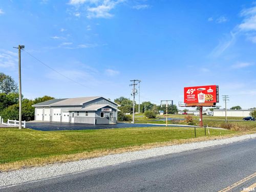 103 Sullivan Dr, Rushville, IL, 62681-1278 | Card Image