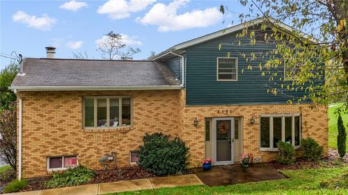 4404 Finleyville Elrama Rd, Finleyville, PA, 15332-3111 | Card Image