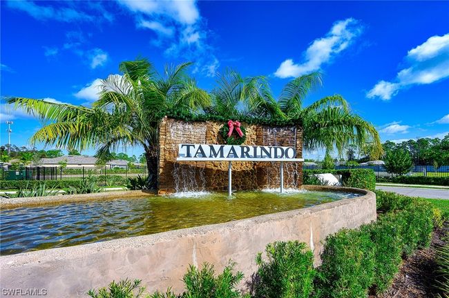 274 Tamarindo Lane, House other with 4 bedrooms, 2 bathrooms and null parking in Naples FL | Image 1