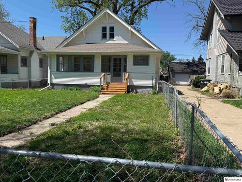 6012 Florence Blvd, Omaha, NE, 68110-1038 | Card Image