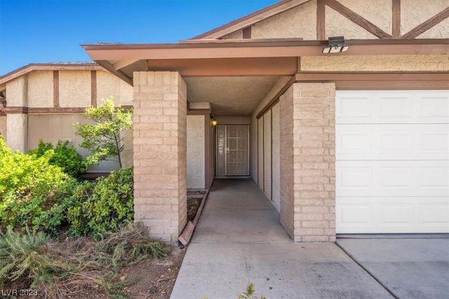 872 Linn Ln, House other with 3 bedrooms, 2 bathrooms and null parking in Las Vegas NV | Image 8