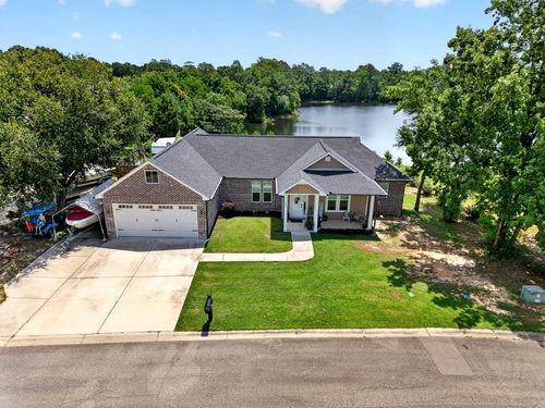 7027 Chinquapin Ct, Picayune, MS, 39466-7004 | Card Image