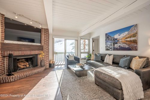 206b-70 Gallun Ln, Snowmass Village, CO, 81615-6615 | Card Image