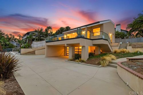 195 Grandview St, Encinitas, CA, 92024-1010 | Card Image