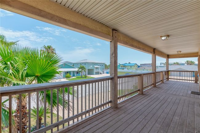 689 Morgan Cir, House other with 4 bedrooms, 3 bathrooms and null parking in Port Aransas TX | Image 32