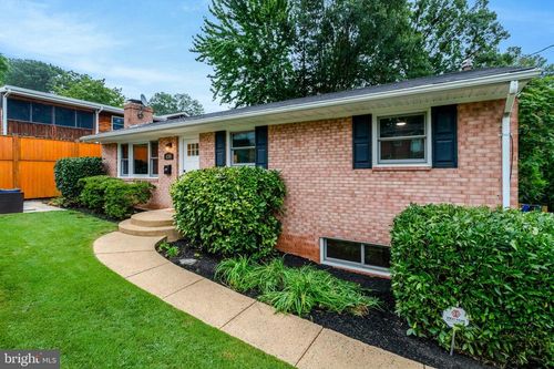 4206 16th Rd S, ARLINGTON, VA, 22204-4008 | Card Image