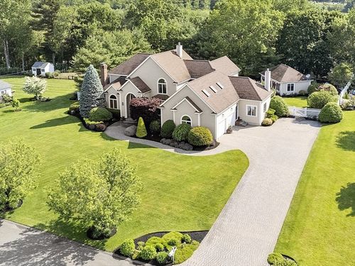 24 Anna Dr, Danvers, MA, 01923-5203 | Card Image