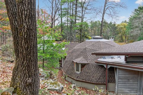 106 Mountain Laurel Ln, Woodstock, NY, 12498-1160 | Card Image