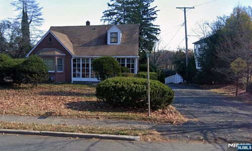 106 N Farview Ave, Paramus, NJ, 07652-2803 | Card Image