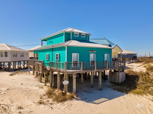 105 Strand Ct, Dauphin Island, AL, 36528-4004 | Card Image