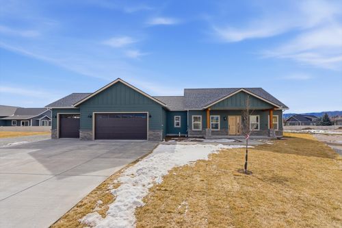 208 Junebug Ct, Kalispell, MT, 59901-9588 | Card Image