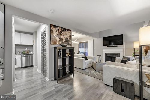 7314 Split Rail Ln, LAUREL, MD, 20707-5363 | Card Image