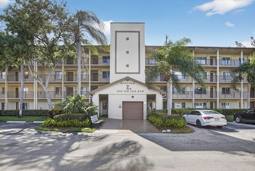 apt-305l-900 Sw 142nd Ave, Pembroke Pines, FL, 33027-3575 | Card Image