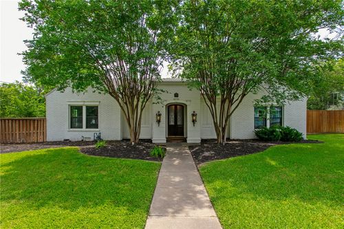 1340 Baker Ave, Bryan, TX, 77803-4722 | Card Image