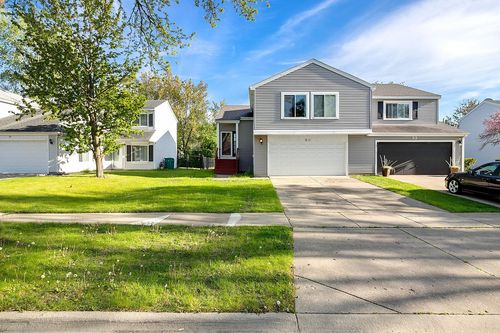 35 Buckingham Ln, Buffalo Grove, IL, 60089-6726 | Card Image