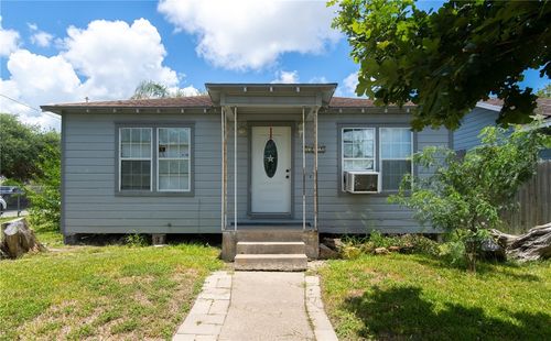 4833 Larcade Dr, Corpus Christi, TX, 78415-1711 | Card Image