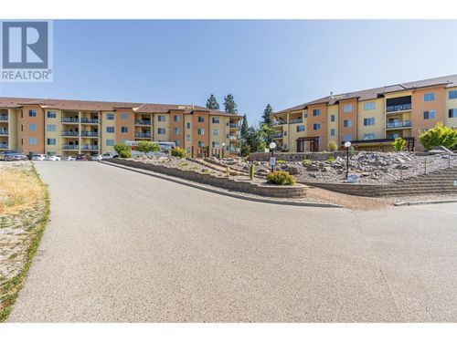 212c-921 Spillway Rd, Oliver, BC, V0H1T8 | Card Image