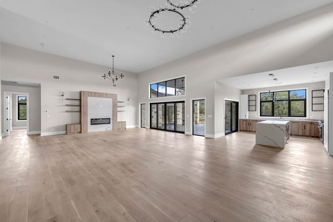 6507 Ranch Road 962 W, House other with 4 bedrooms, 5 bathrooms and null parking in Round Mountain TX | Image 14