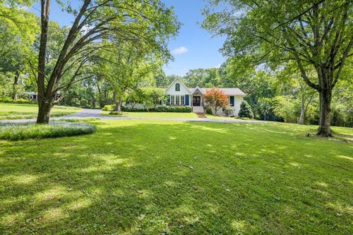 1204 Montpier Dr, Franklin, TN, 37069-4706 | Card Image