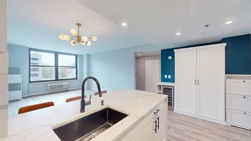 apt-304-102 Christopher Columbus Dr, Jersey City, NJ, 07302-5569 | Card Image