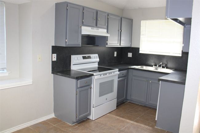 204002 Cochise Dr, House other with 3 bedrooms, 1 bathrooms and null parking in Balch Springs TX | Image 4
