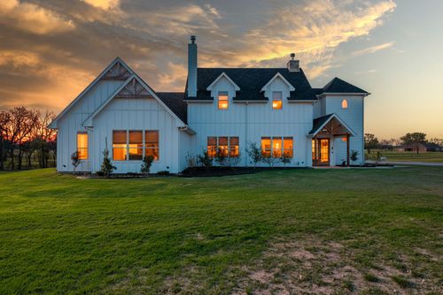 172 Rain Dance Trl, Decatur, TX, 76234-9578 | Card Image