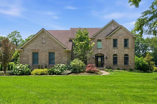 5002 Lupreese Ln, Versailles, KY, 40383-8815 | Card Image