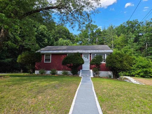 9 Louise Drive, Litchfield, NH, 03052 | Card Image