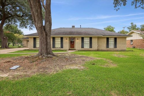 2012 Melwood Dr, Orange, TX, 77630-3304 | Card Image