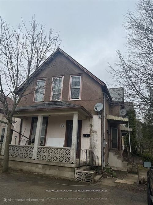 44 Albert St, Welland, ON, L3B4L2 | Card Image