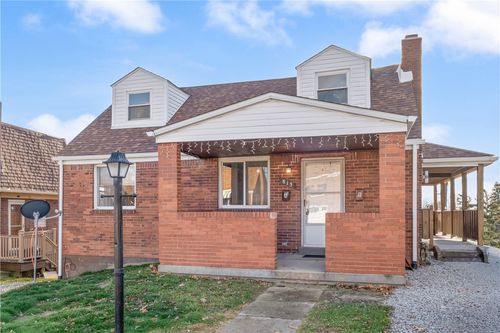 813 Lynda Ln, N Versailles, PA, 15137-1820 | Card Image