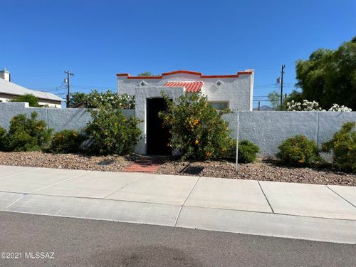 1041 E Grant Road, Tucson, AZ, 85719 | Card Image