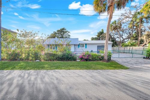 10641 Dean Street, BONITA SPRINGS, FL, 34135 | Card Image