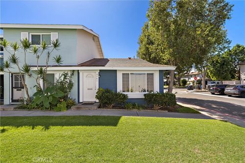 9741 Cornwall Dr, Huntington Beach, CA, 92646 | Card Image