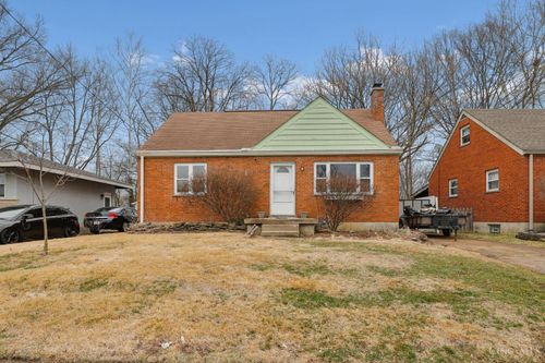 7122 Bluecrest Dr, Anderson Twp, OH, 45230-2203 | Card Image