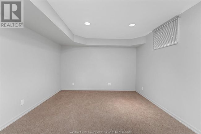 4520 Centre Lake Dr, House other with 5 bedrooms, 4 bathrooms and null parking in Windsor ON | Image 38