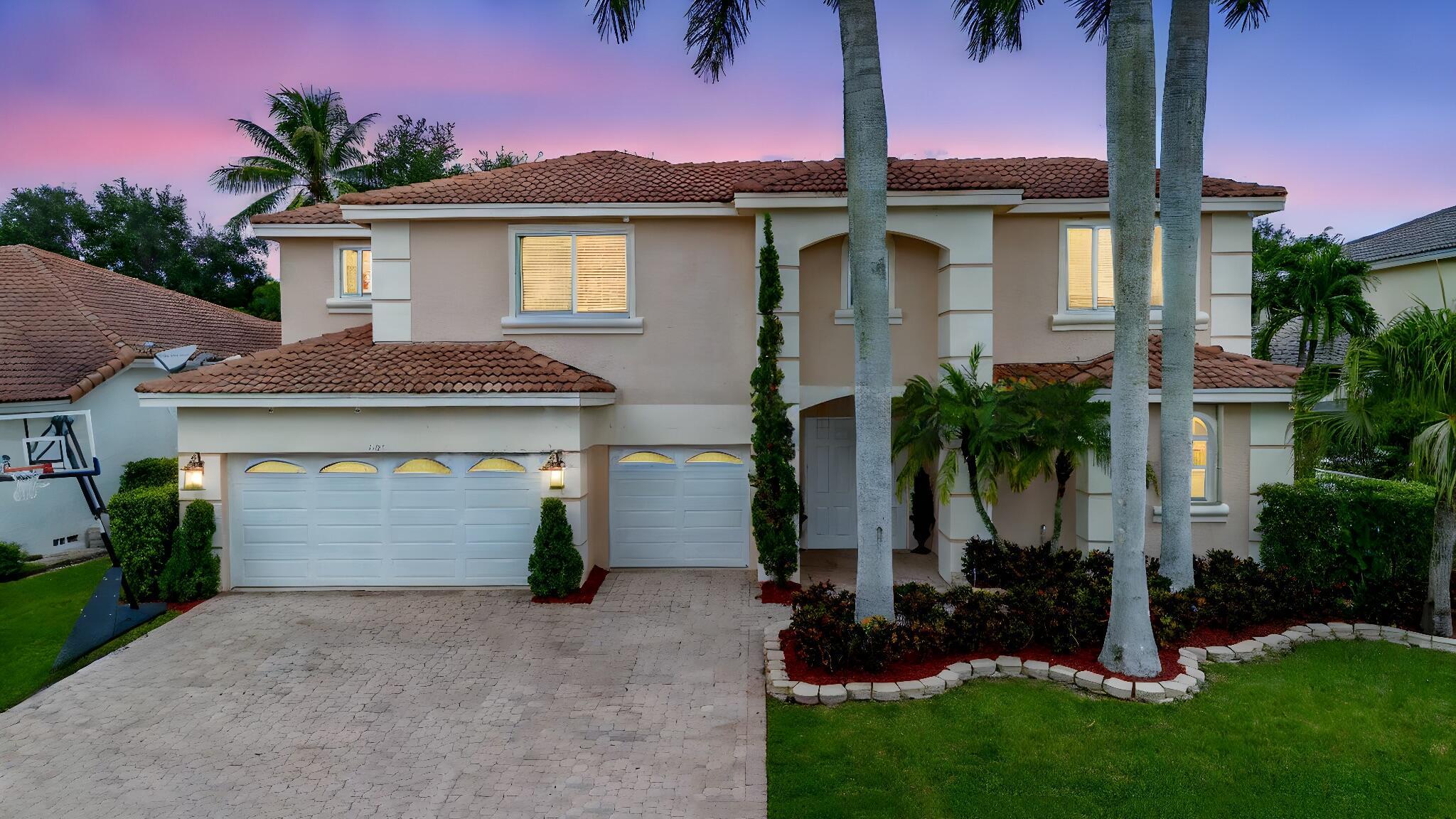 Blue Coral Dr, Boca Raton, FL 33498