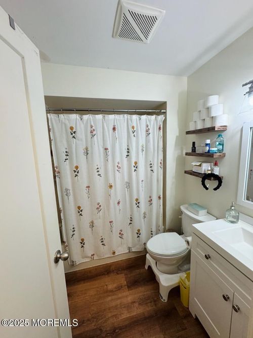 80 Bradford Ct, Aberdeen, NJ, 07747-1859 | Card Image