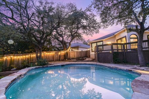 6817 Beatty Dr, Austin, TX, 78749-4190 | Card Image