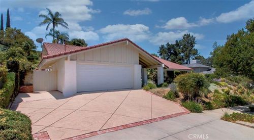 3811 Algonaut, Calabasas, CA, 91302 | Card Image