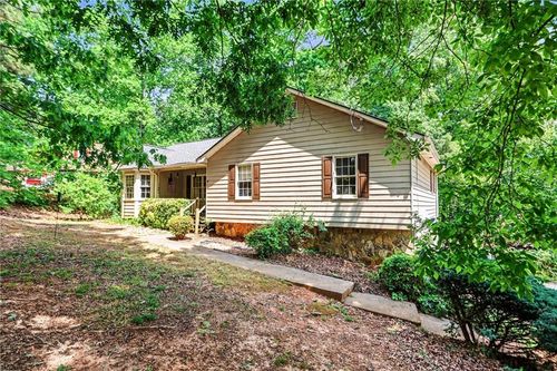 310 White Oak St, Dallas, GA, 30157-3227 | Card Image