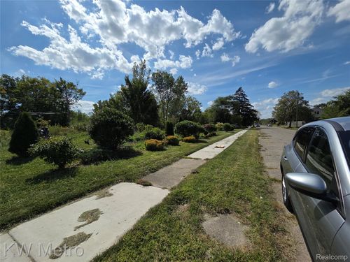 14166 Mayfield St, Detroit, MI, 48205-4030 | Card Image