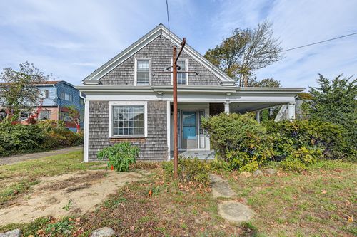 218 Main Street, West Dennis, MA, 02670 | Card Image
