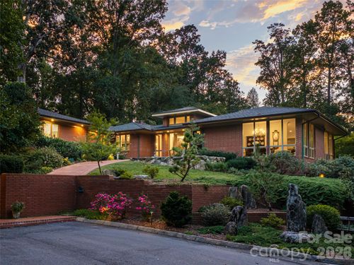 57 Stuyvesant Rd, Asheville, NC, 28803-3033 | Card Image