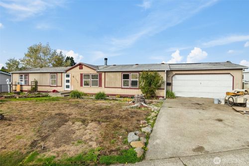 15418 107th Loop Se, Yelm, WA, 98597 | Card Image