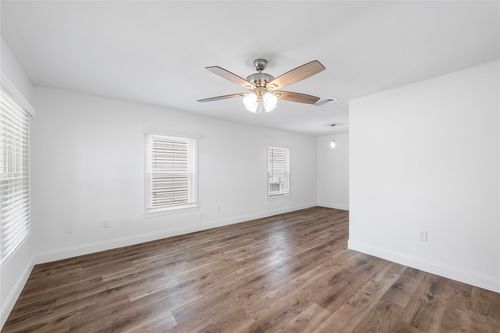 1720 Bagby Ave, Waco, TX, 76706-2004 | Card Image