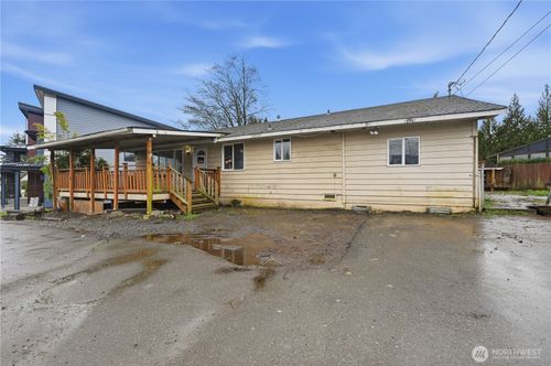 11630 Center Rd, Everett, WA, 98204-4768 | Card Image
