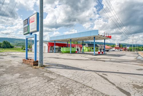3715 Main St, Pikeville, TN, 37367-5331 | Card Image