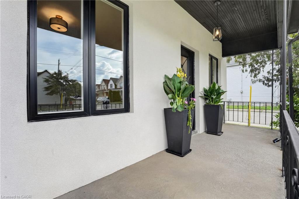Residential in Hamilton 4